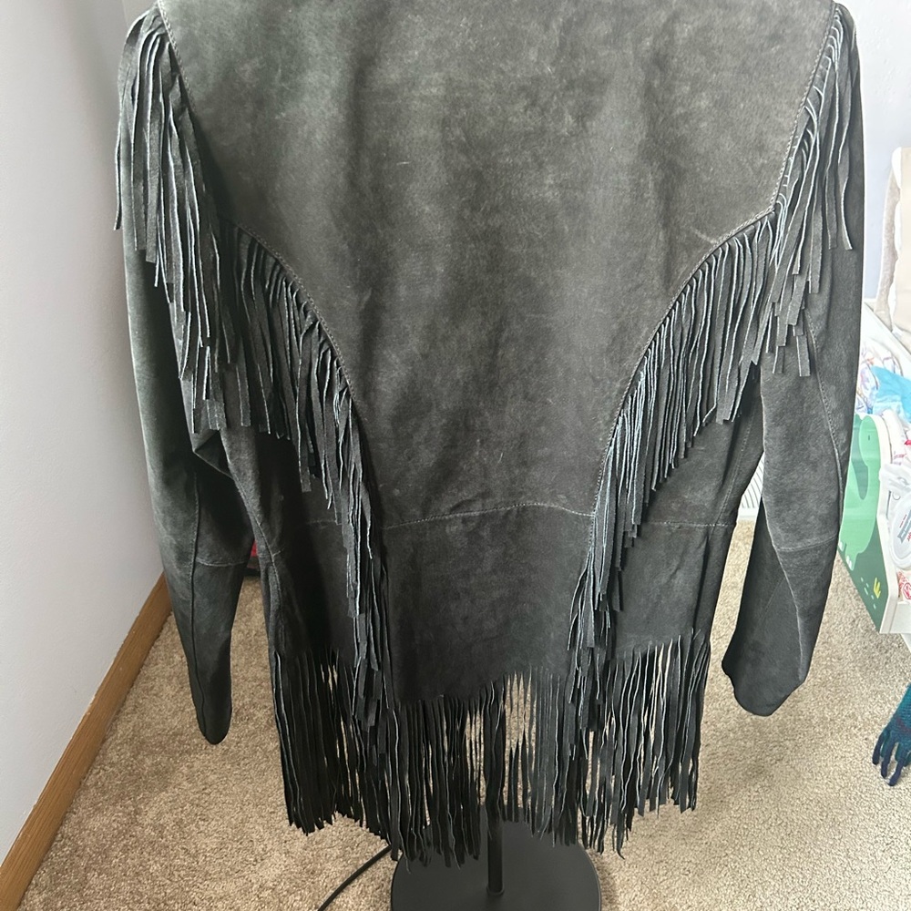 Elegant Fringed Leather Jacket - Gray